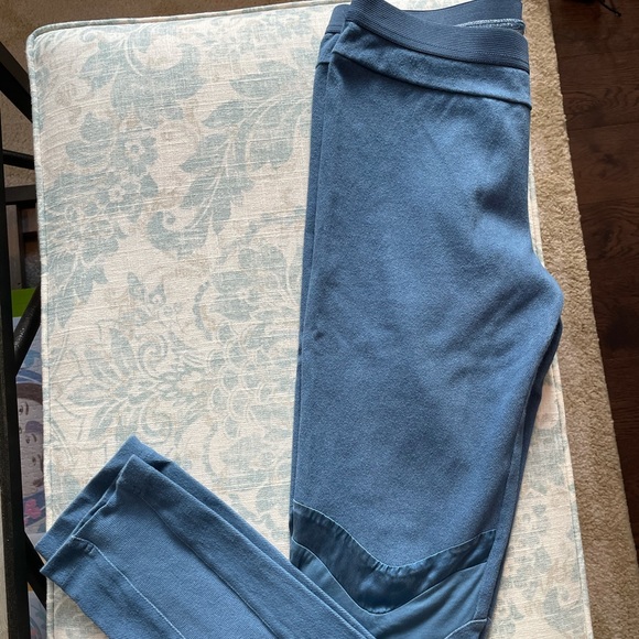 Fashionable legging - Picture 5 of 5